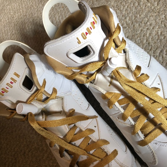 Air Jordan 6 “Golden Moment” - Picture 3 of 6
